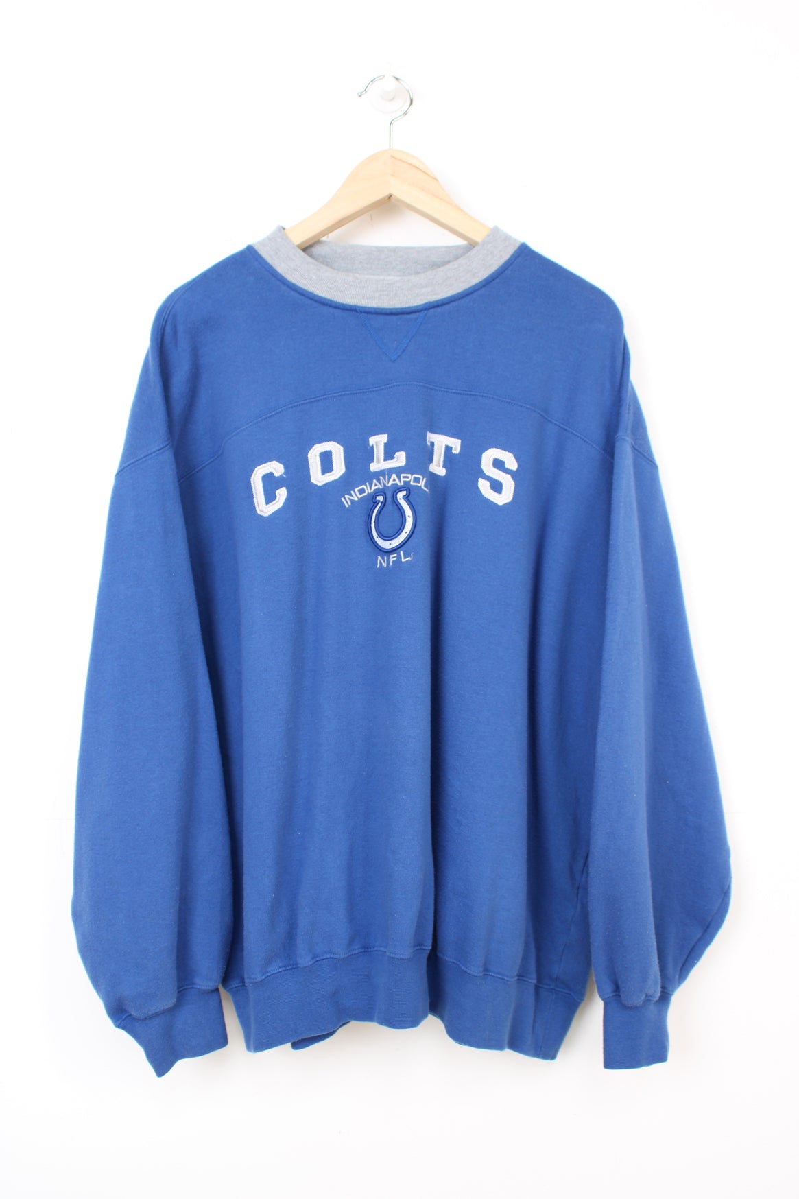 Gildan, Shirts, Vintage Nfl Indianapolis Colts Looney Tunes Sweatshirt  Indianapolis Colts Shirt