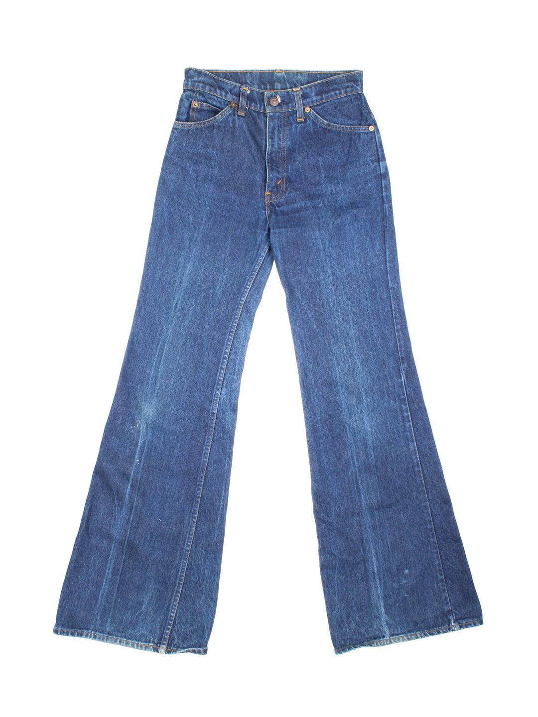 Levi Strauss flared jeans in blue with four pockets, zip and button closure, and a logo patch on the back.