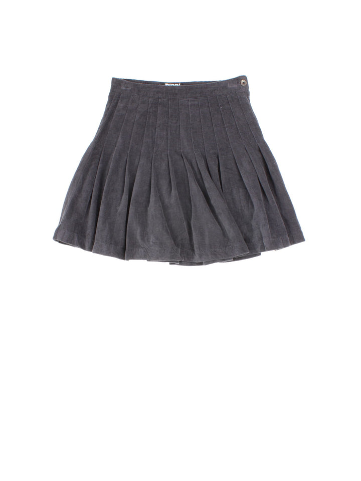 Y2K DKNY Pinstripe Pleated Mini Skirt in grey colourway. Side button/zip fastening and pleat detailing.