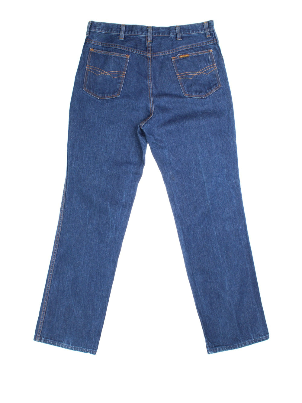 Wrangler Jeans in blue colourway. Zip fly fastening with side/back pockets and embroidered patch branding.