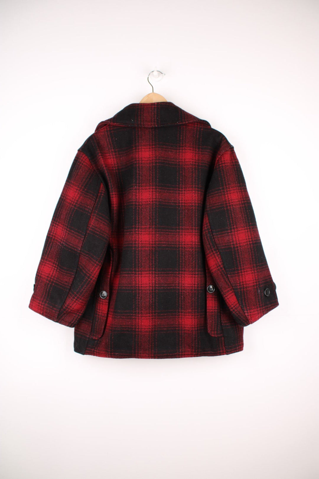 Vintage 1950's Drybak Plaid Flannel Jacket in a red and black colourway, button up with a camp collar, and has multiple pockets. 