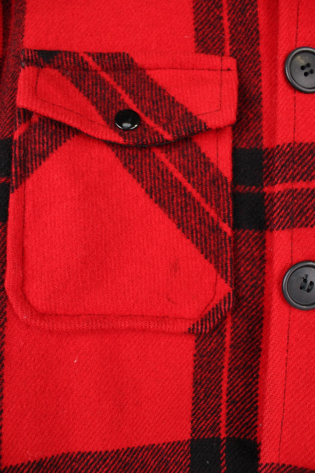 Vintage Carter's Plaid Wool Coat in a red and black colourway, button up with a big collar, and has multiple pockets. 