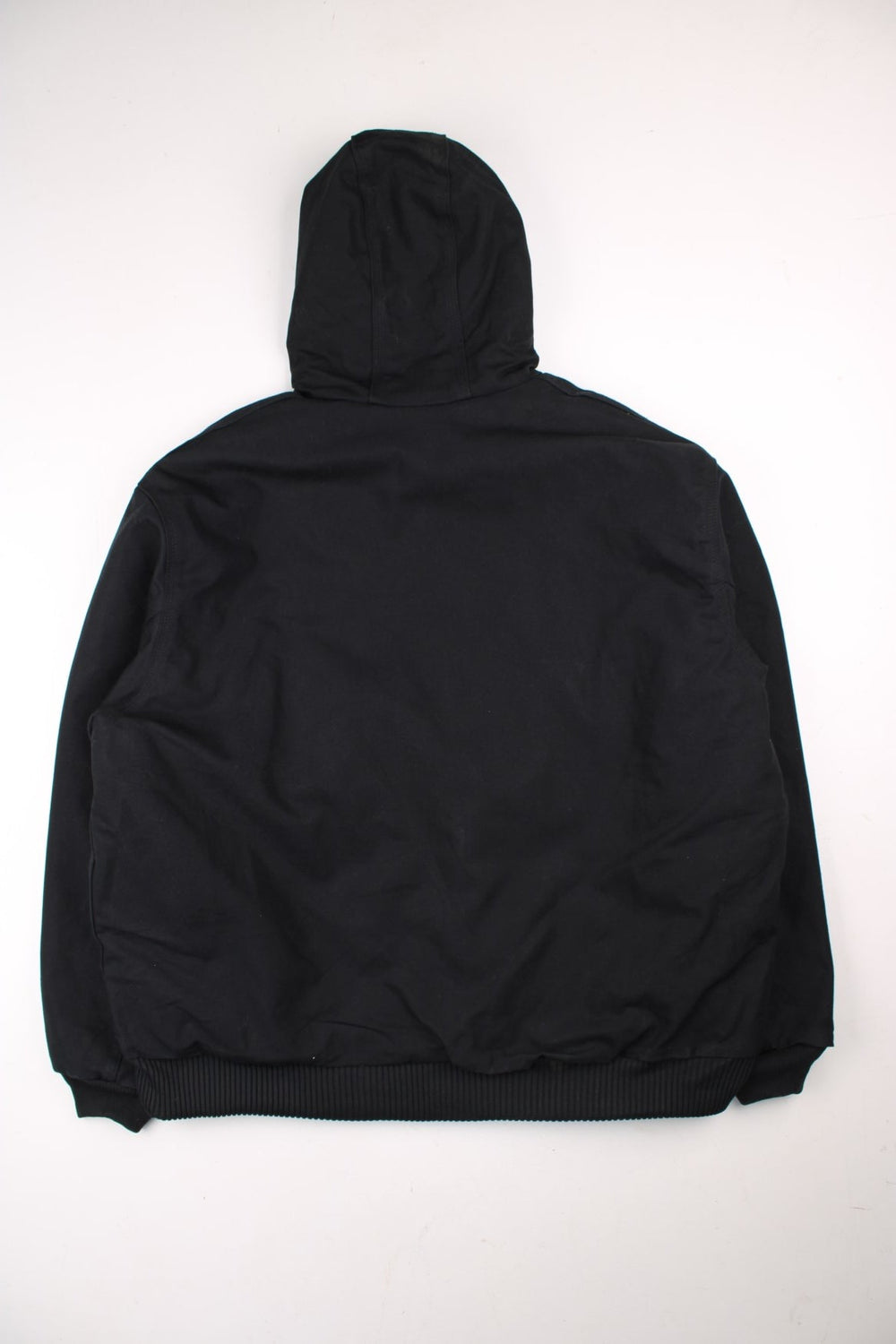 Carhartt Active Jacket in a black colourway. Zips up and has side pockets, hooded, and has the logo embroidered on the front.