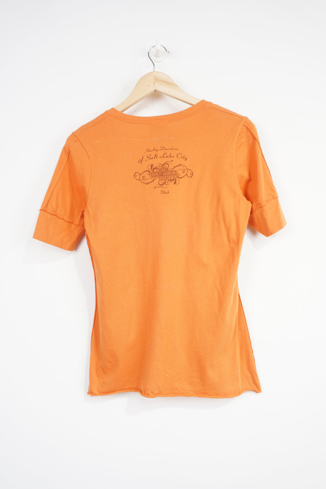 2015 Harley Davidson orange v neck t-shirt with spell-out and graphic on the front and back