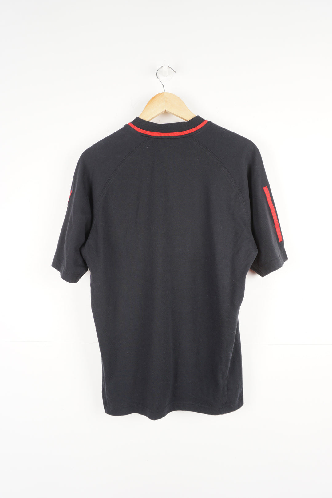 00's Fulham Adidas black T-shirt