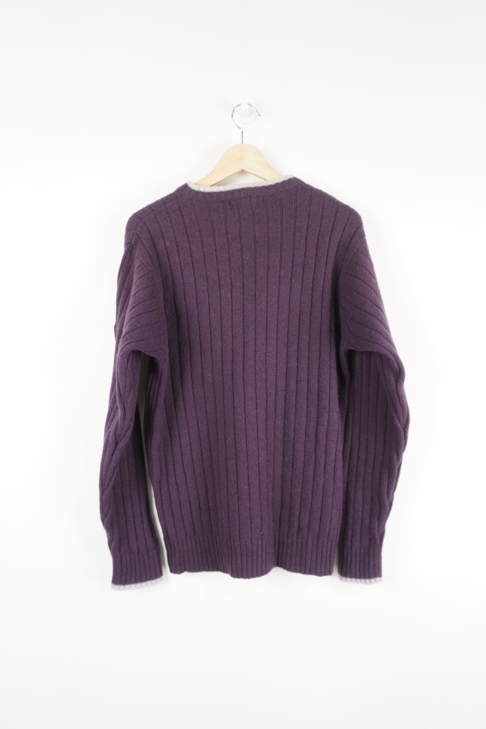 Vintage Fred Perry purple knitted crew neck jumper features embroidered logo on the sleeve