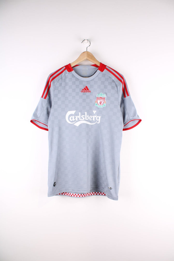 Liverpool 2008/09 Adidas Football Shirt in the grey away kit colourway, features embroidered logos and badge on the front.