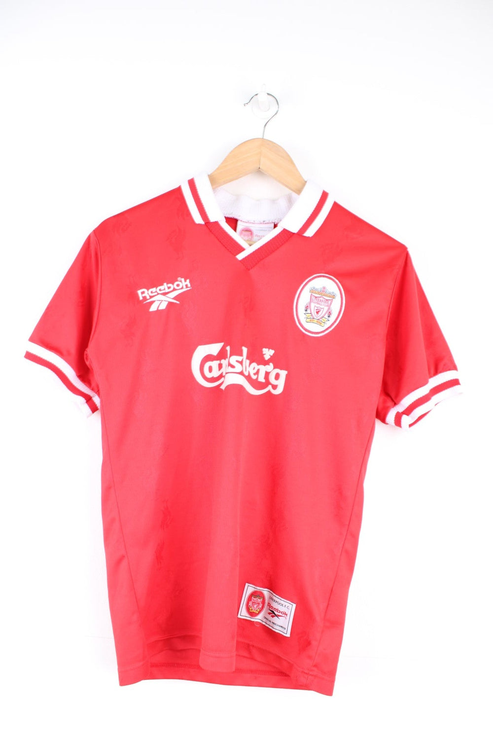 McManaman Liverpool 1996-1998 home Reebok football top. Features embroidered logo.