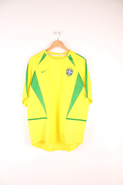 Brazil 2002/2004 home Nike football shirt. Features embroidered logo on the chest.