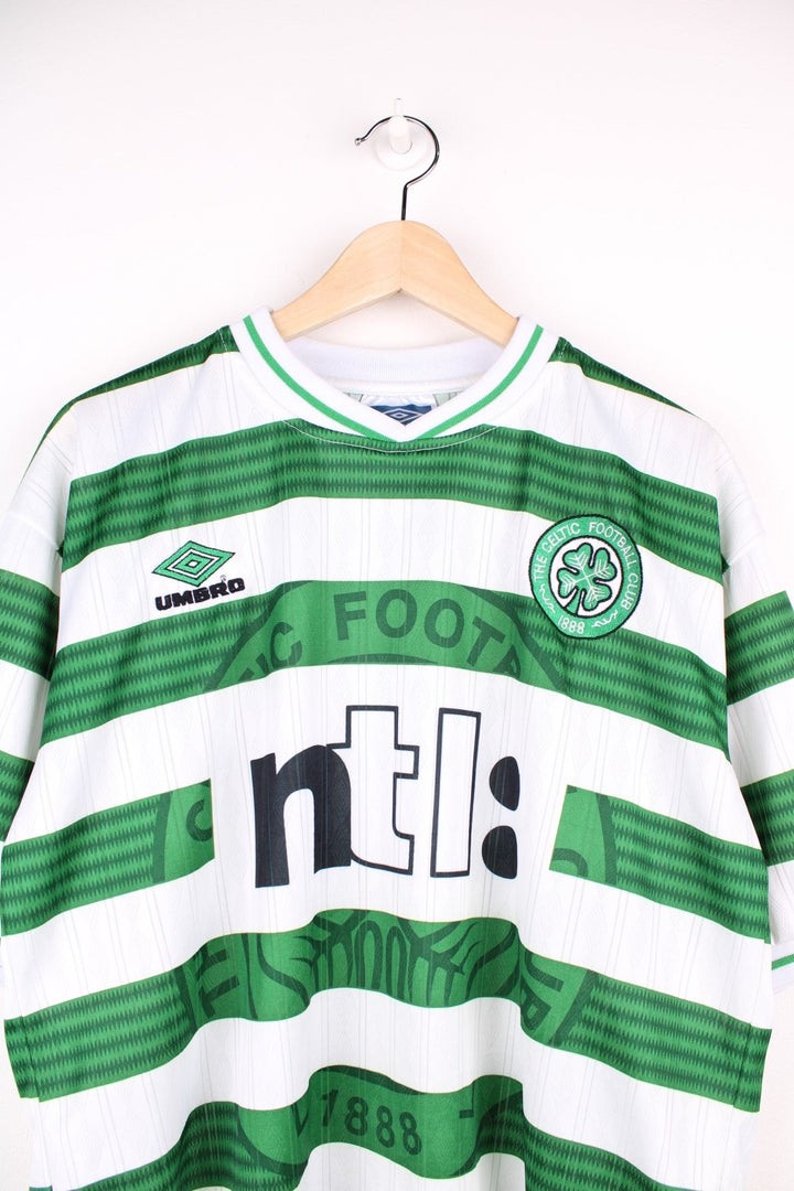 Celtic 1999/01  Football Shirt in the  and white home kit colourway, features embroidered logo and badge on the front.