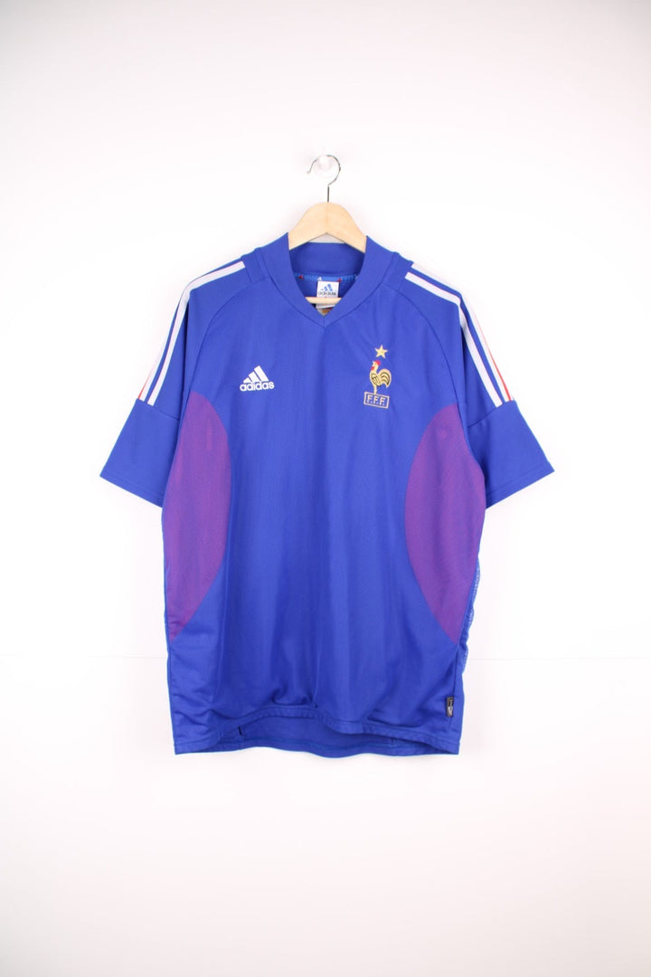 2002-2004 France Home Adidas Football Shirt in blue. Features embroidered logo and badge, and signature three stripes on each sleeve. 