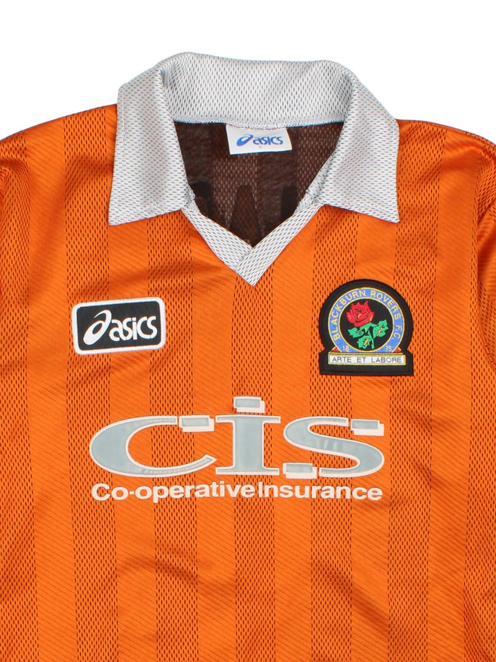 Blackburn 1997-98  Football Shirt in the  away kit colourway, features embroidered logos and badge on the front.