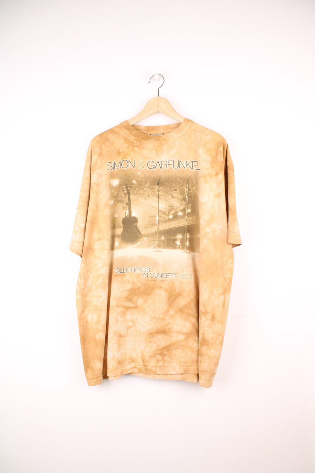 Simon And Garfunkel "Old Friends" In Concert 2003 T-Shirt, in beige tie dye.