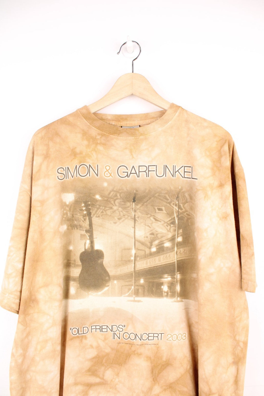 Simon And Garfunkel "Old Friends" In Concert 2003 T-Shirt, in beige tie dye.