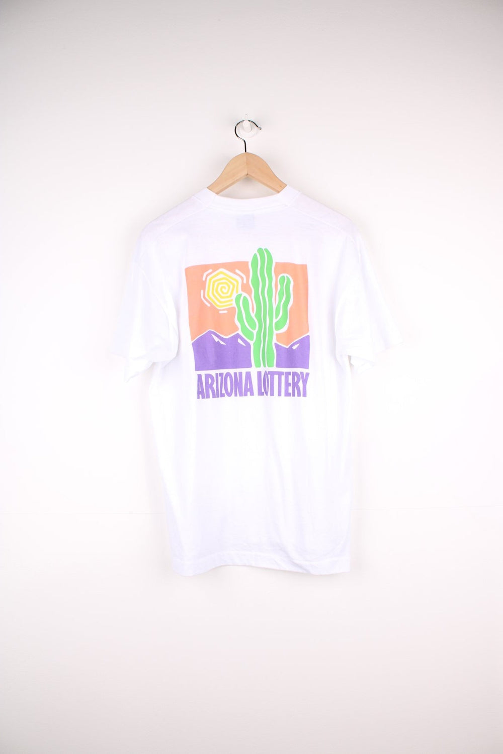 Vintage Arizona Lottery Desert Graphic T-Shirt in a white colourway with the spell out logo printed on the front and desert graphic on the back, single stitch t-shirt on a fruit of the loom best tag.