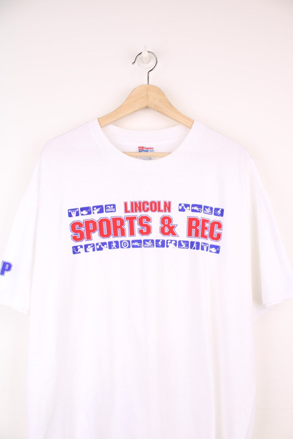 Vintage 80s Lincoln Sports and Rec single stitch T-Shirt. 