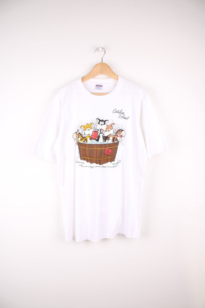 Vintage 90s single stitch Catalina Island graphic t-shirt. Features cats in a hot tub graphic on the front and back.