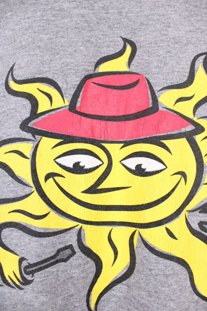 Snap-On T-Shirt in grey with pocket and printed logo on the chest, and large graphic sun print on the back.