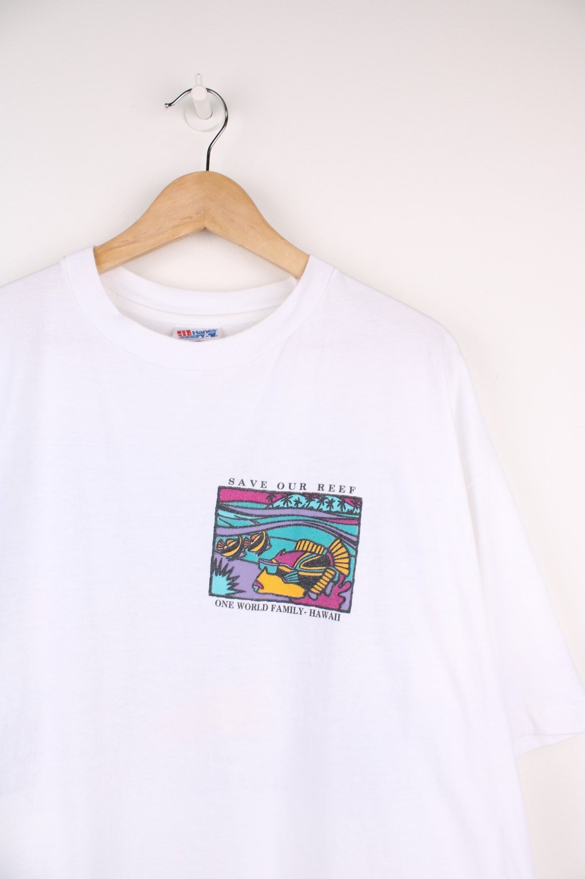 Vintage 90s Save Our Reef, One World Family - Hawaii single stitch T-Shirt with graphic fish print on the chest and back.