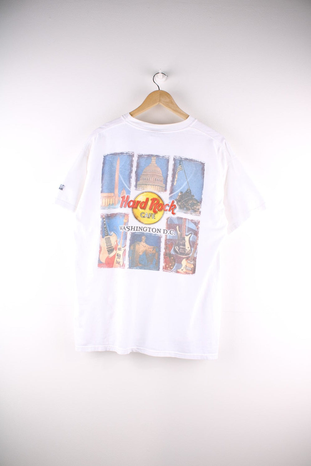 Vintage Hard Rock Cafe Washington D.C T shirt white colourway with a small graphic on the front, and a large graphic on the back.  