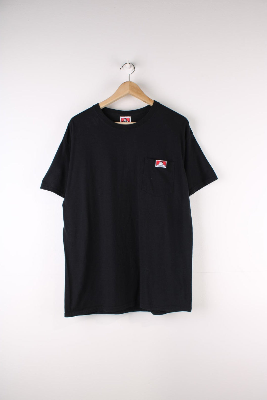 Vintage Ben Davis T-Shirt in a black colourway with the logo embroidered on the front chest pocket.