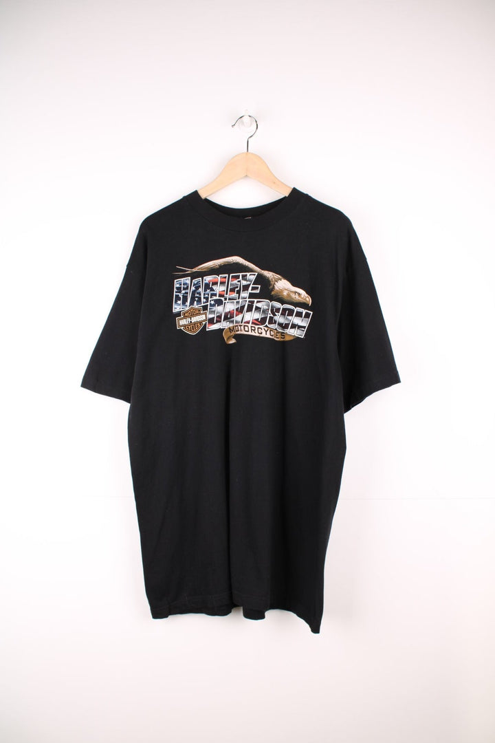 2007 Harley Davidson Bakersfield California T-Shirt with printed spell out logo across the chest and graphic print on the back.