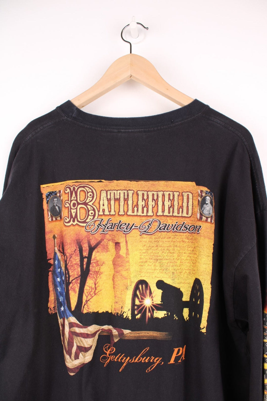 Vintage Harley Davidson Battlefield, Gettysburg long sleeved T-Shirt with spell out logo on the front and down the sleeves.