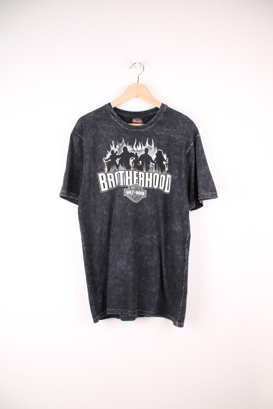 Harley Davidson Playa Del Carmen, Mexico, Brotherhood T-Shirt in grey acid wash. Features printed logo on the front and graphic print on the back.