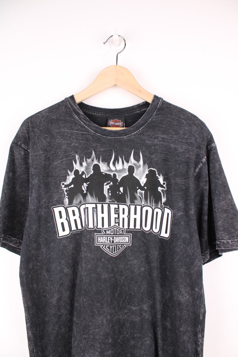 Harley Davidson Playa Del Carmen, Mexico, Brotherhood T-Shirt in grey acid wash. Features printed logo on the front and graphic print on the back.