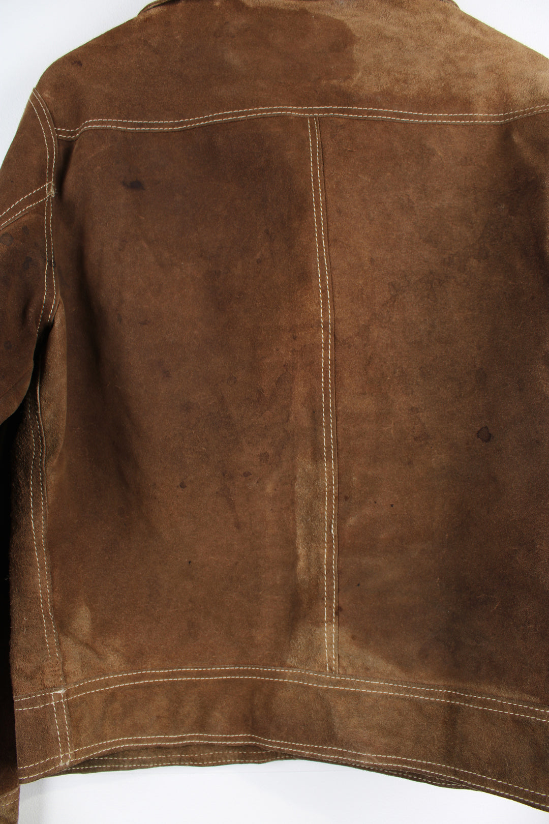 Vintage Western suede leather jacket in brown, button up with a camp collar, two pockets on the chest and contrast stitching throughout.