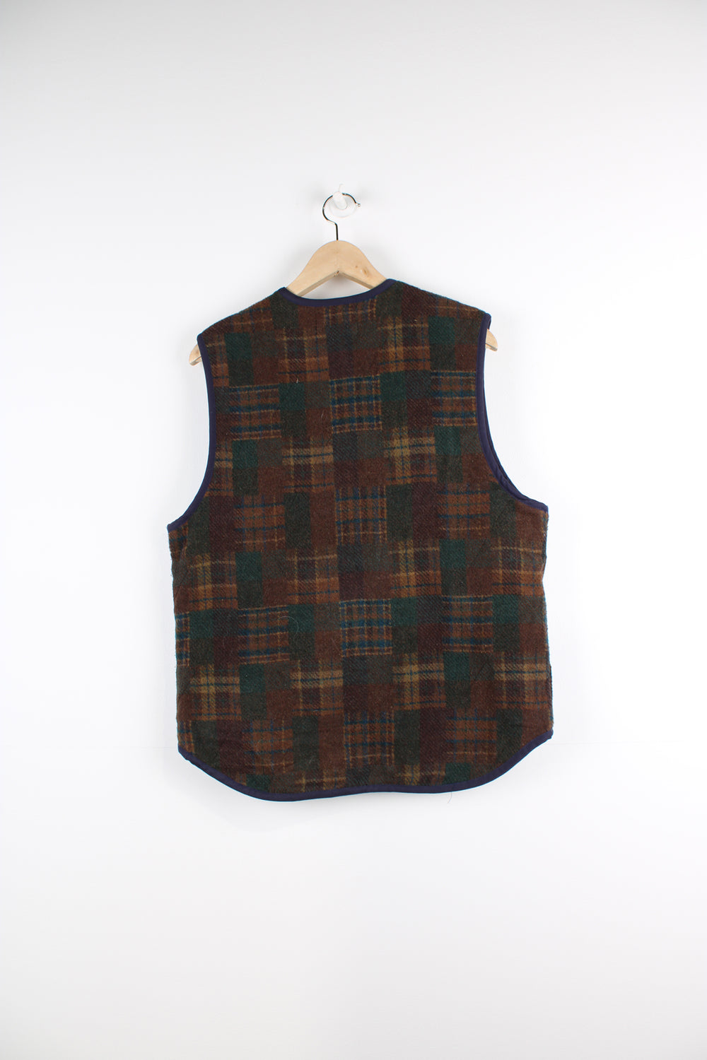 Vintage Adirondack flannel vest, brown, green and brown colourway. Zip up with multiple pockets. 