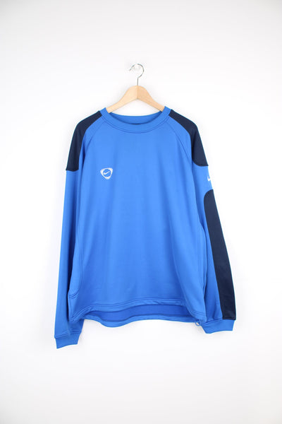 2000's bright blue nylon / training style crewneck sweatshirt by Nike, features embroidered logo on the chest