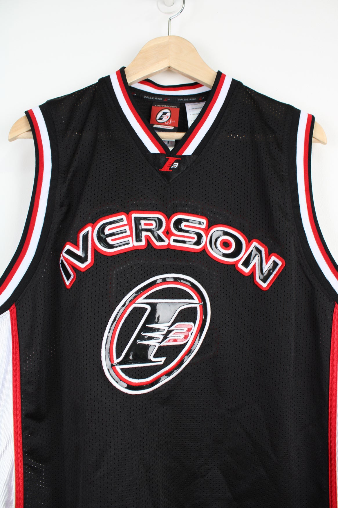 Allen Iverson Jersey Mens XL Black Basketball Reebok Embroidered Y2K