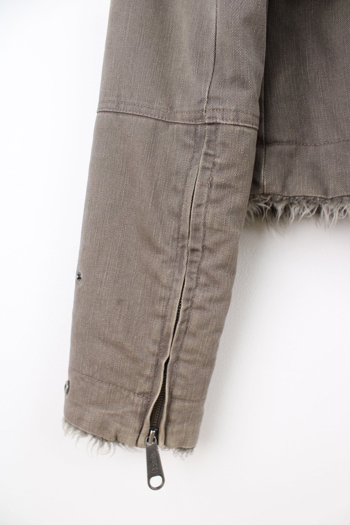 Vintage Bench zip through, grey cotton jacket features multiple pockets and faux shearling effect lining and collar