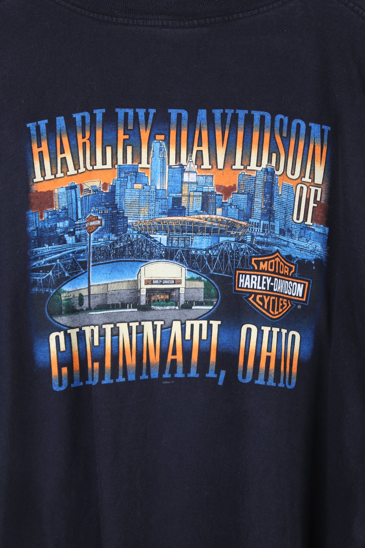 Vintage Harley Davidson Motorcycles Cincinnati, Ohio T-shirt in black, printed logo on the front and Ohio city graphic printed on the back.