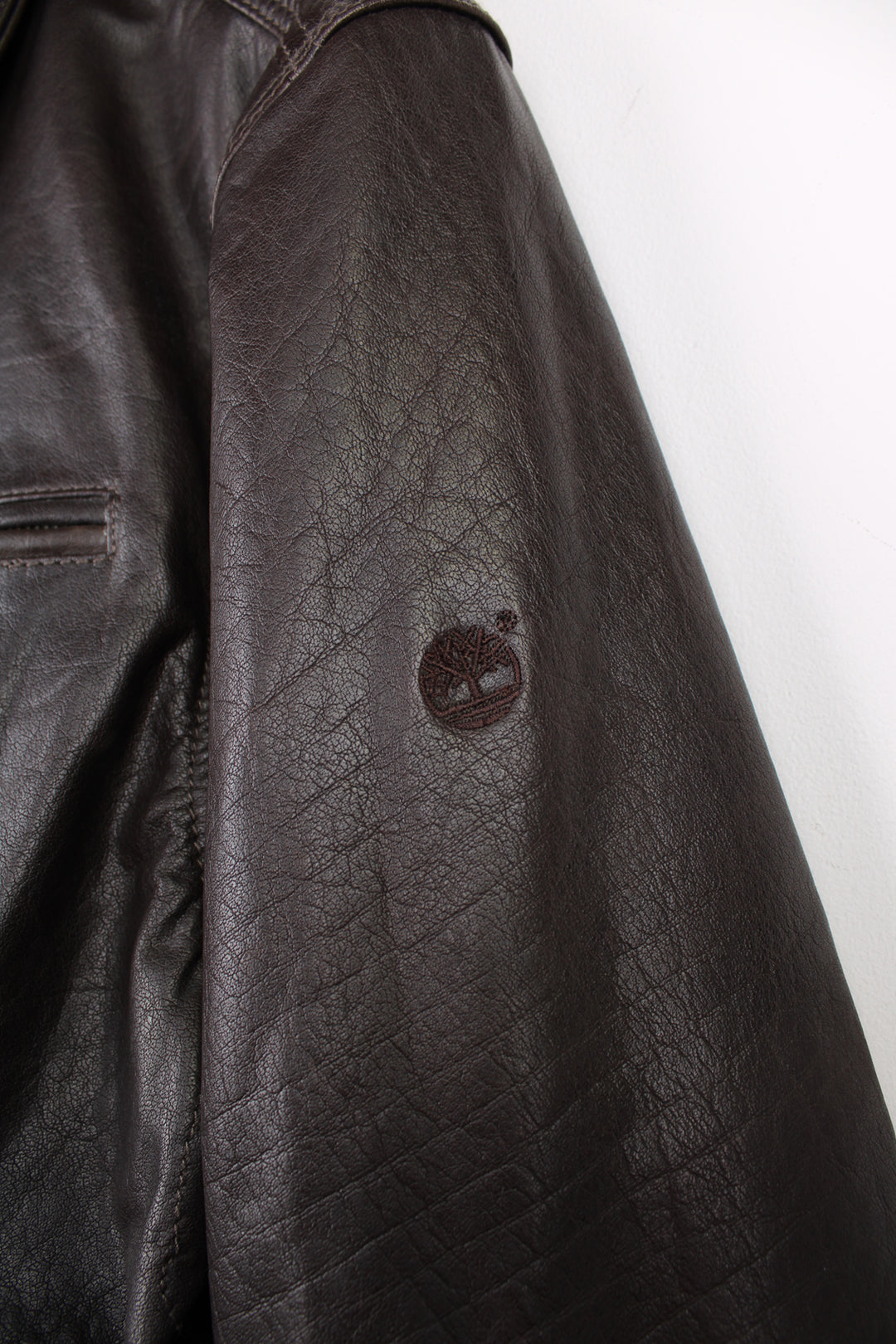 Vintage Timberland dark chocolate brown zip through leather jacket.