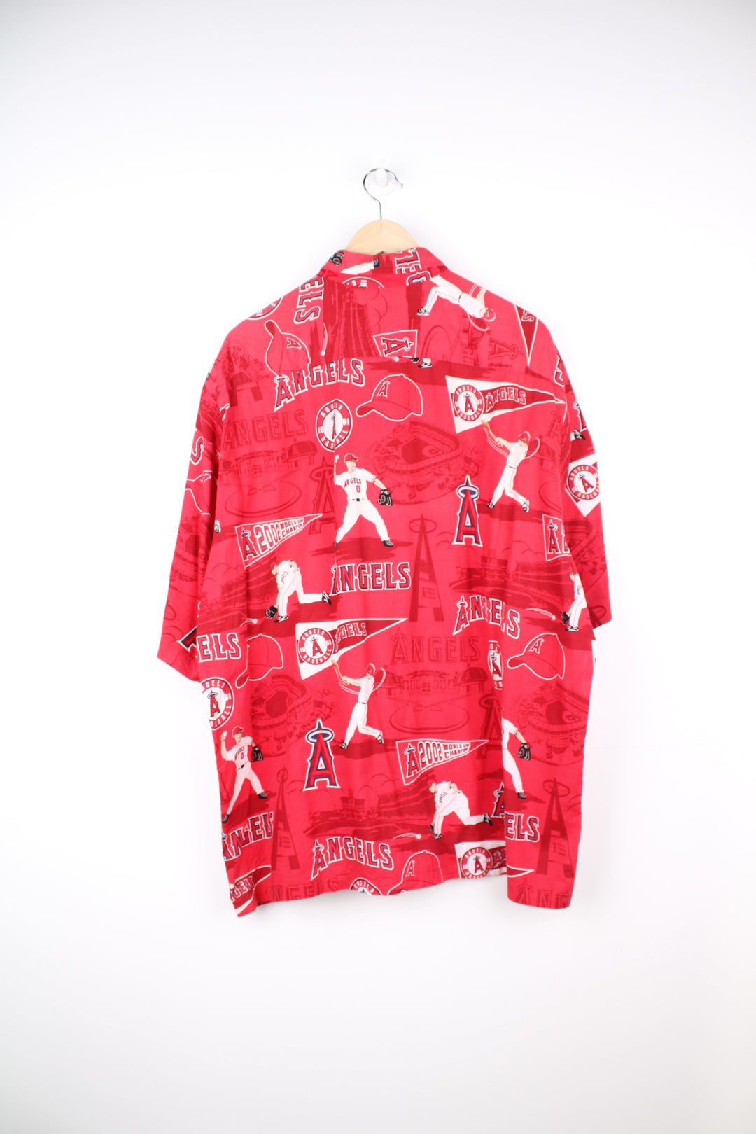 Red Los Angeles Angels MLB Hawaiian Shirt with all over print. Made by Rayn Spooner. good condition - slightly faded colour on the shoulders and pen mark on the pocket  Size in Label:  Mens XXL 