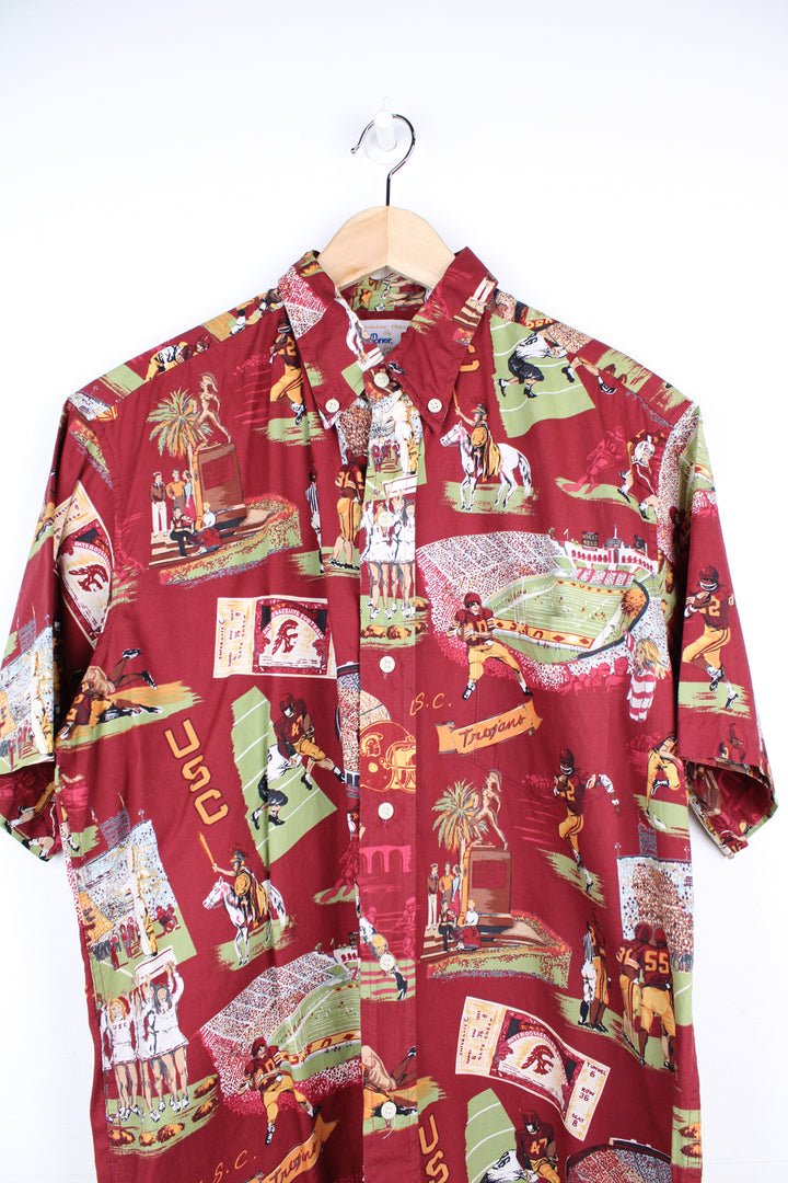 Red University of Southern California Trojans/ American football Hawaiian Shirt with all over print. Made by Reyn Spooner. good condition  Size in Label:  Mens M