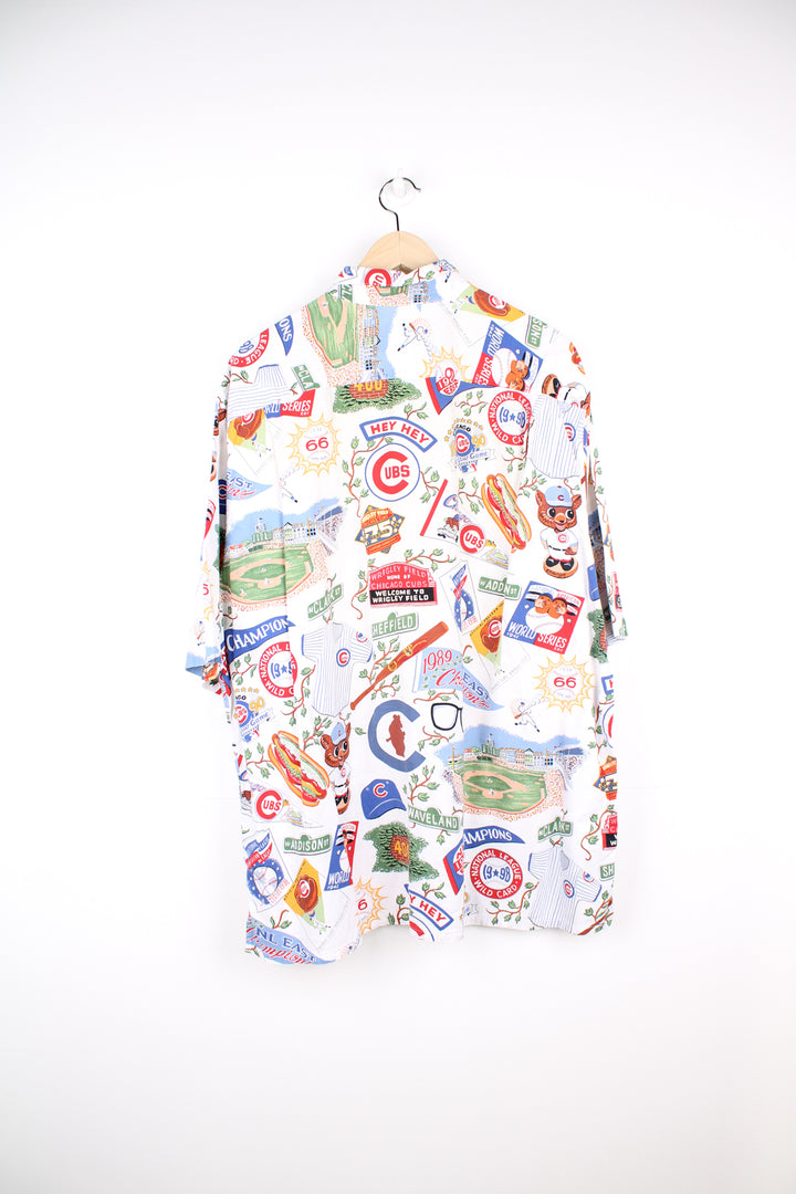 90s white Chicago Cubs MLB Hawaiian Shirt with all over print. Made by Reyn Spooner. good condition  Size in Label:  Mens XL