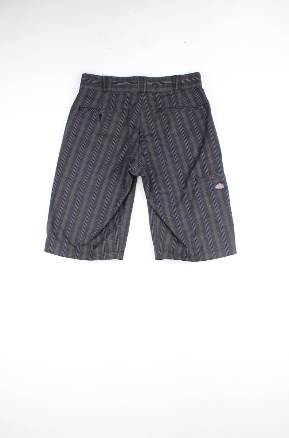 Grey Dickies cotton checkered shorts with embroidered logo on the leg and back pocket