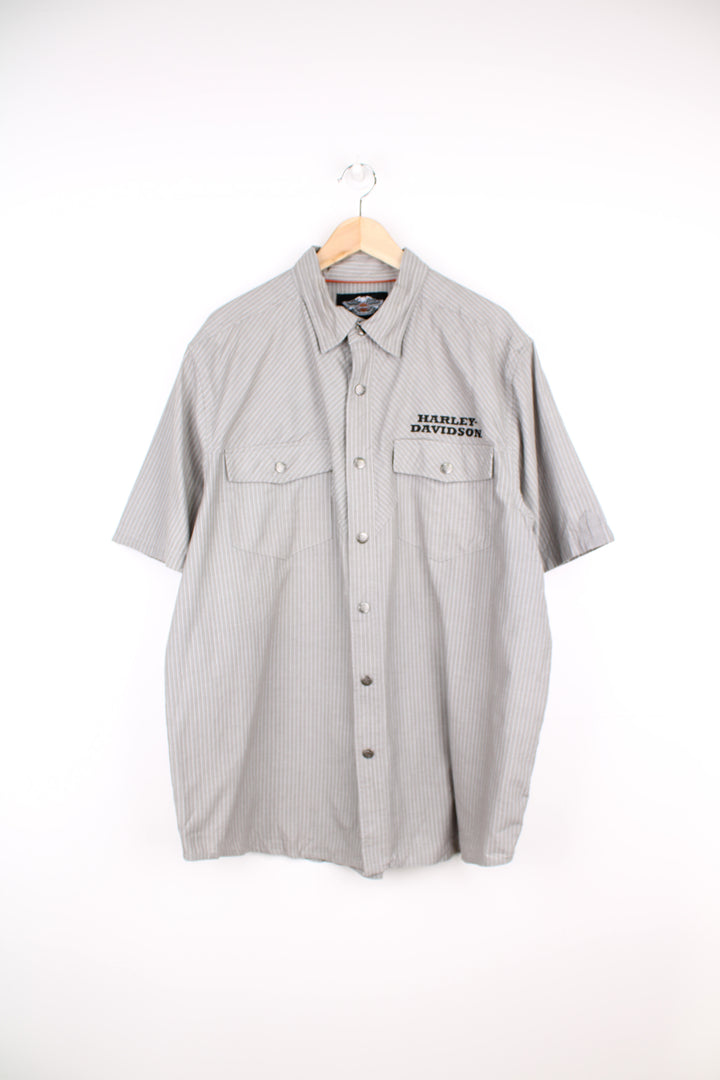 Harley-Davidson grey pinstripe shirt with embroidered logo's on the front and back. Closes with popper buttons. good condition  Size in Label: XL