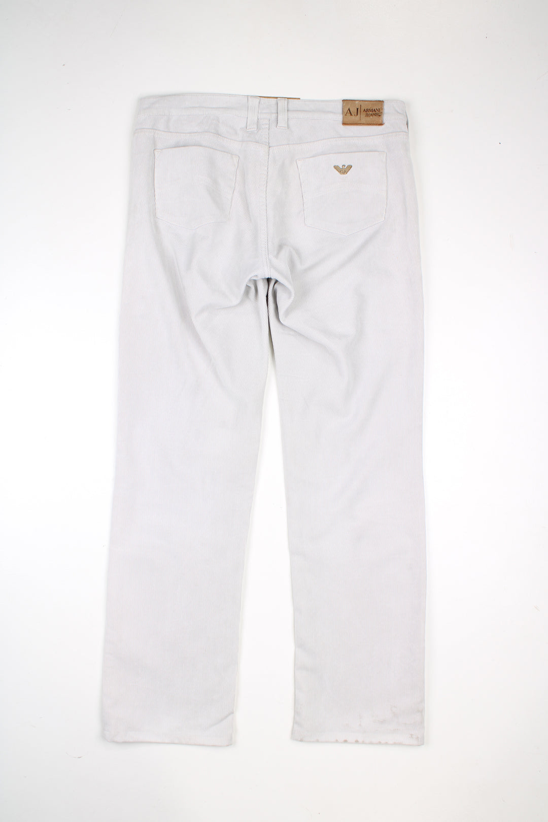 Vintage Armani Exchange mid rise straight leg cord trousers in white.  good condition - Marks on the trouser cuffs and the white is no longer perfect (see photos).   Size in Label:  13 - Measures like a womens M