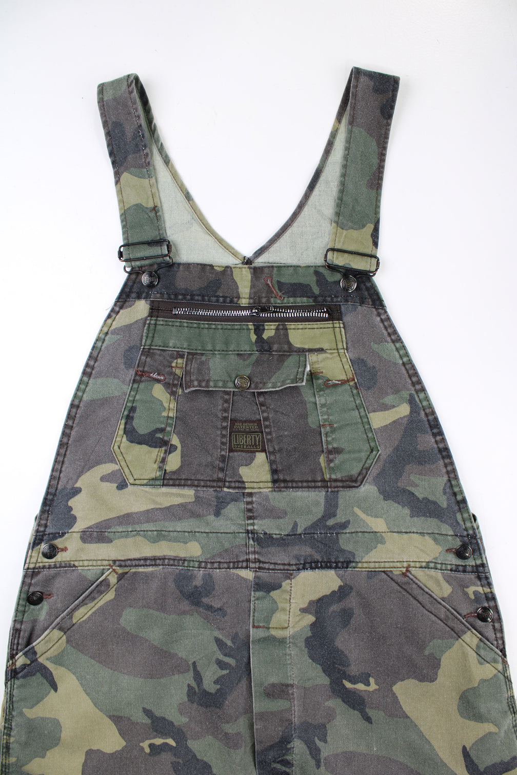 Vintage Liberty camouflage print, carpenter style dungarees. good condition Size in Label: No Size Label - Measures like a mens size L