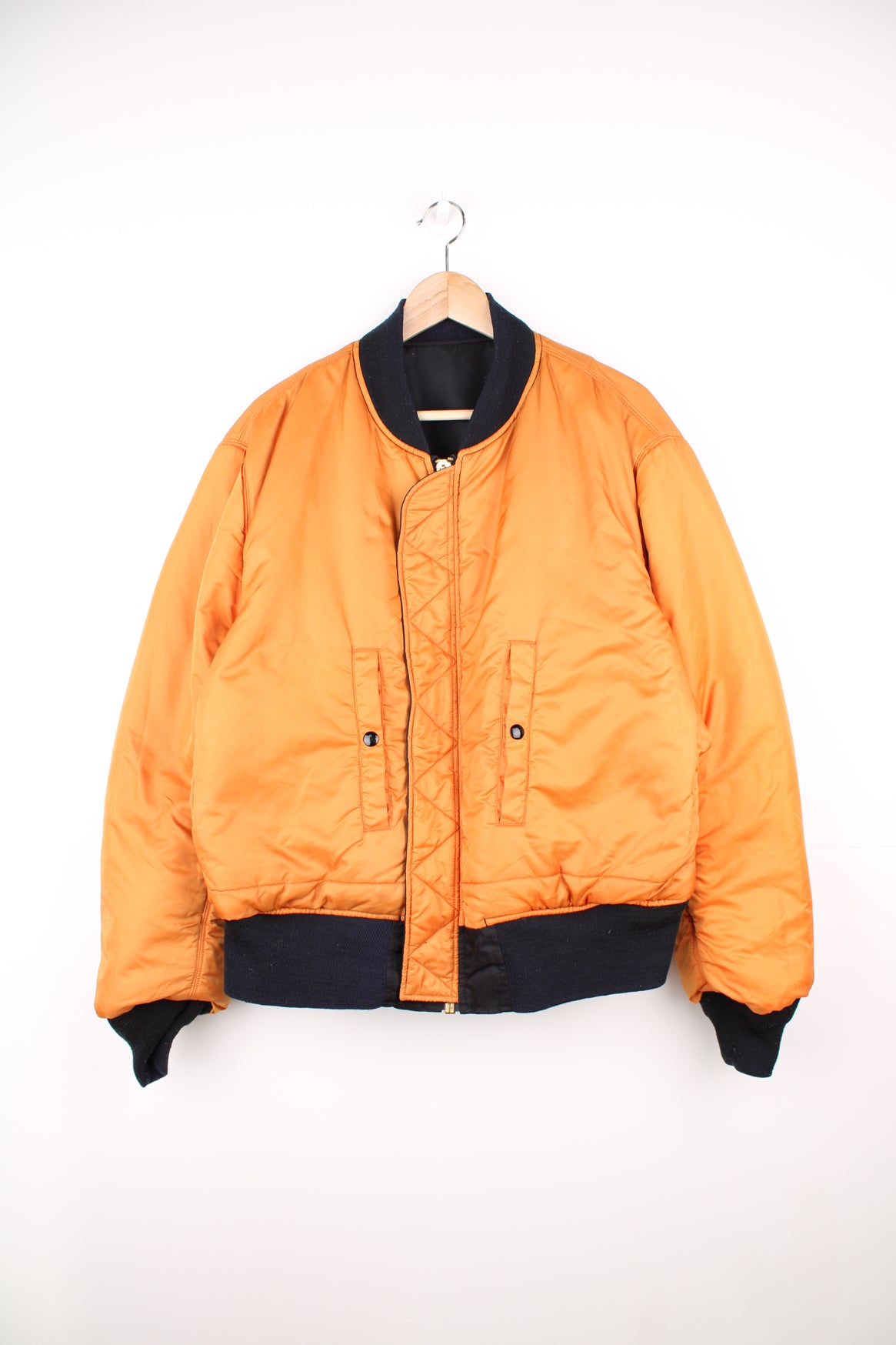 MA-1 Bomber Flyers Military jacket. Reversible black and orange bomber jacket with elasticated waistband and cuffs. good condition Size in Label: Mens XL