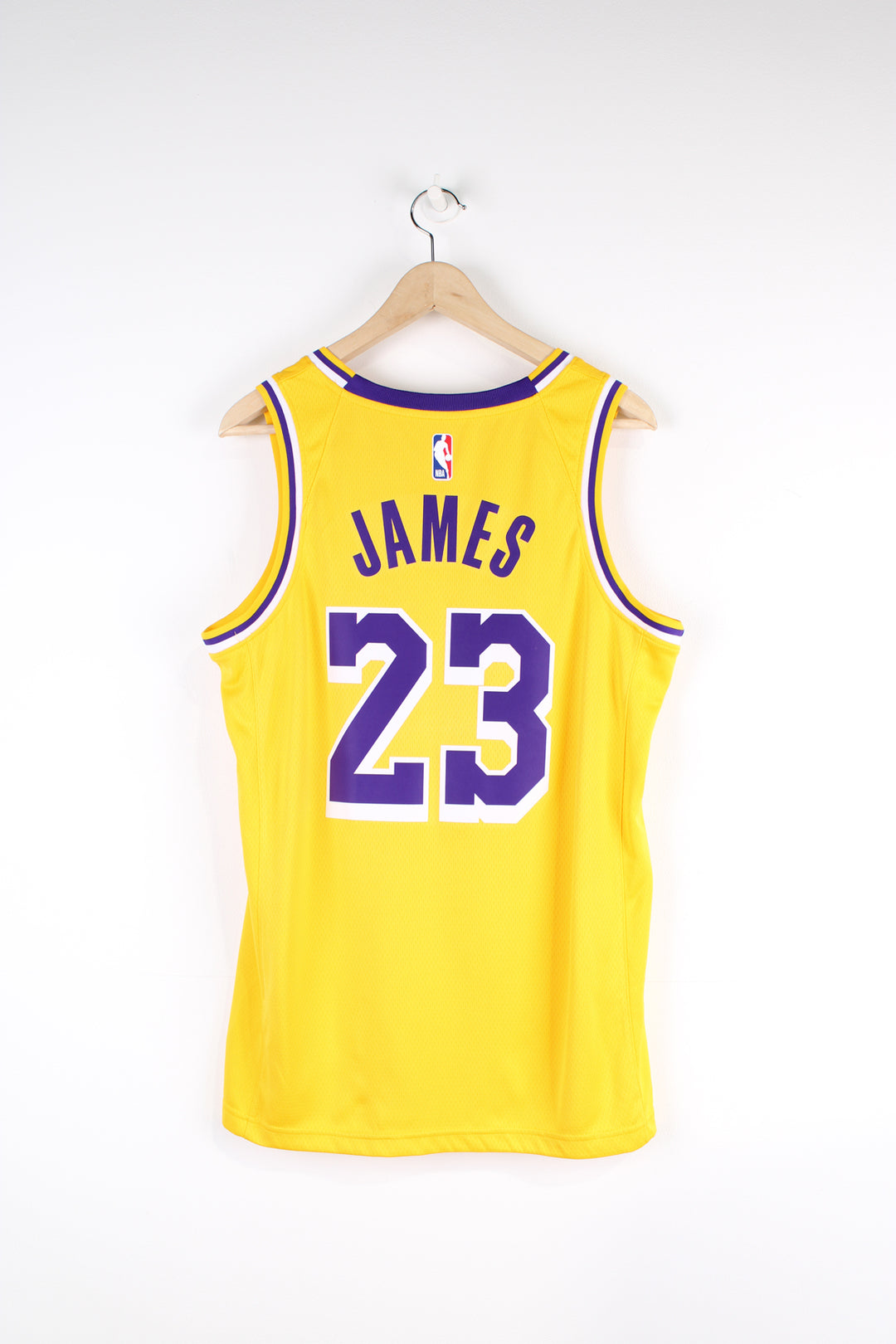 Los Angeles Lakers number 23 LeBron James NBA Jersey made by Swingman.  good condition  Size in Label:  Mens M 44