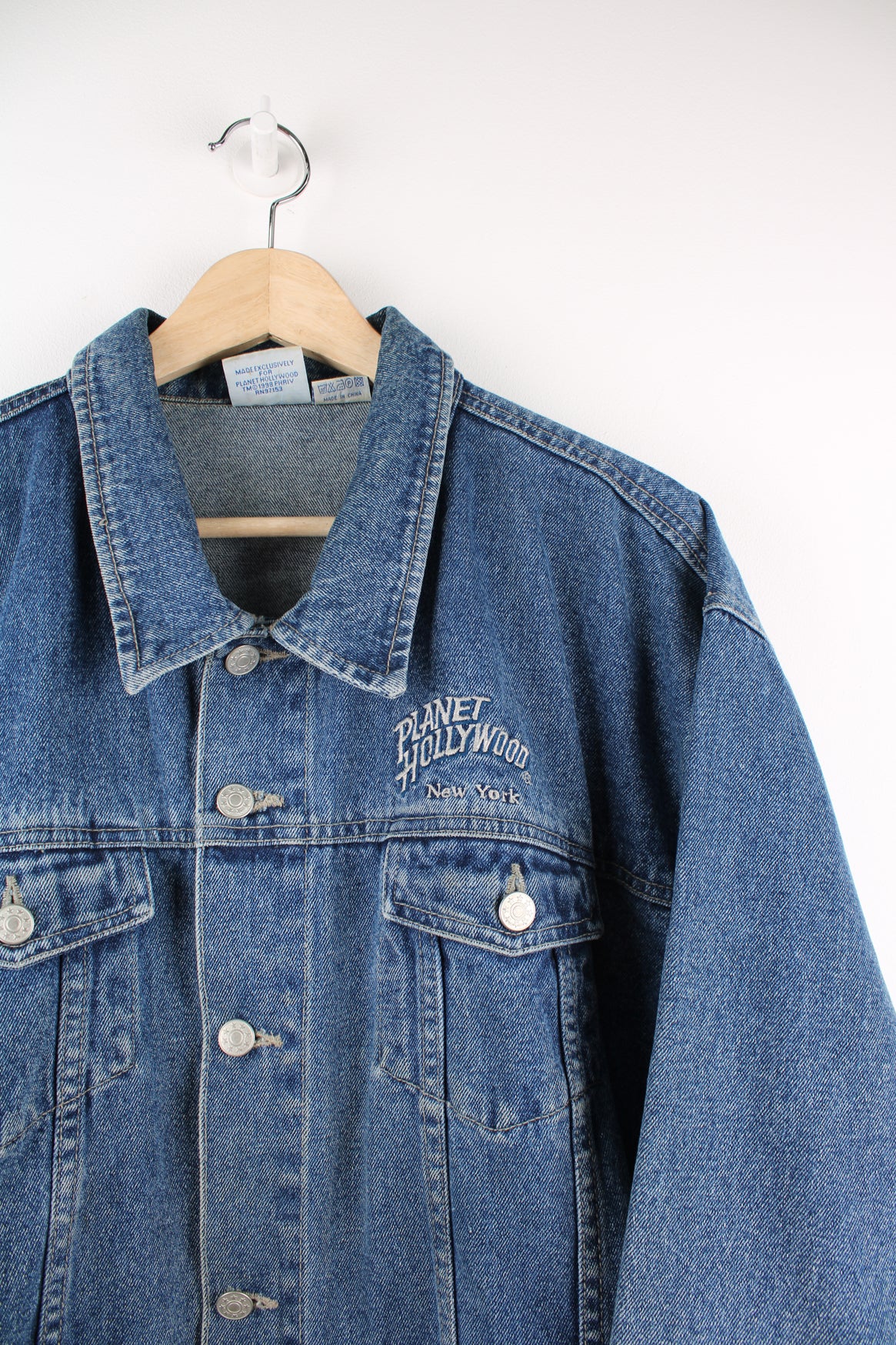 Vintage Planet Hollywood : New York denim jacket with embroidered logo on the chest and  larger embroidered spell-out motif on the back