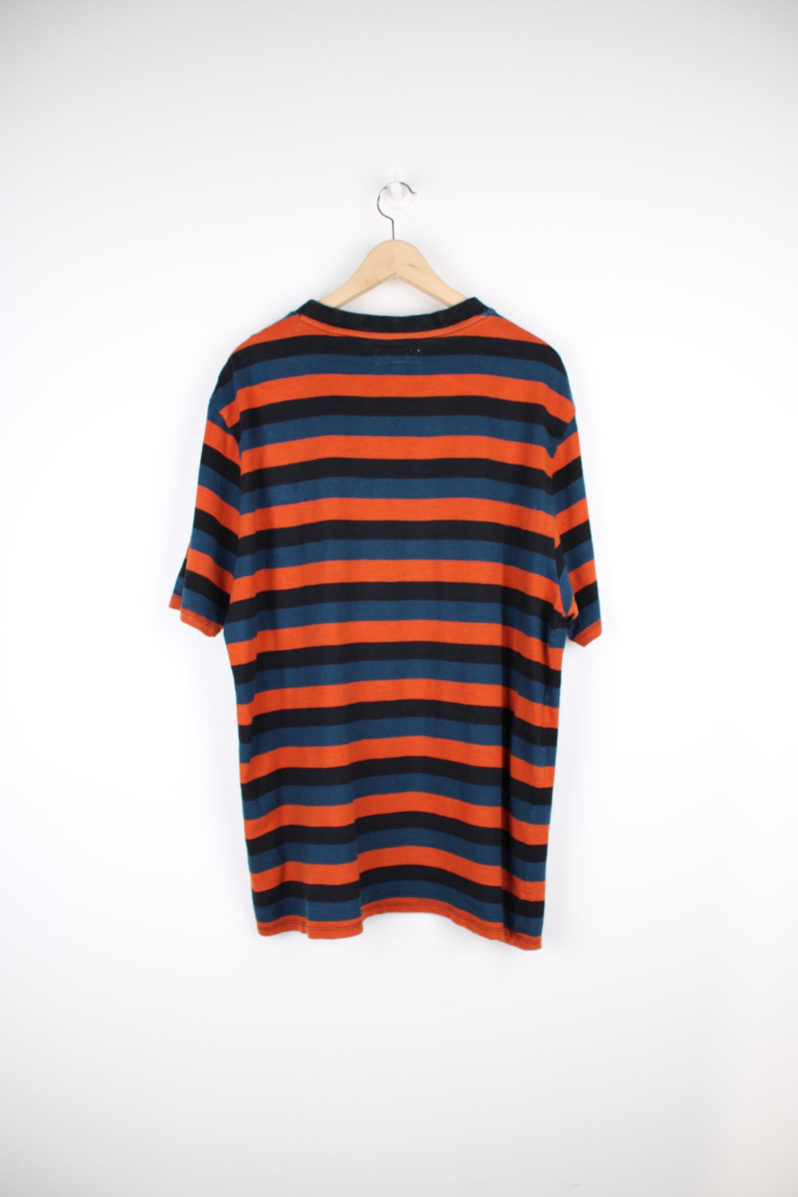 Guess striped outlet shirt orange