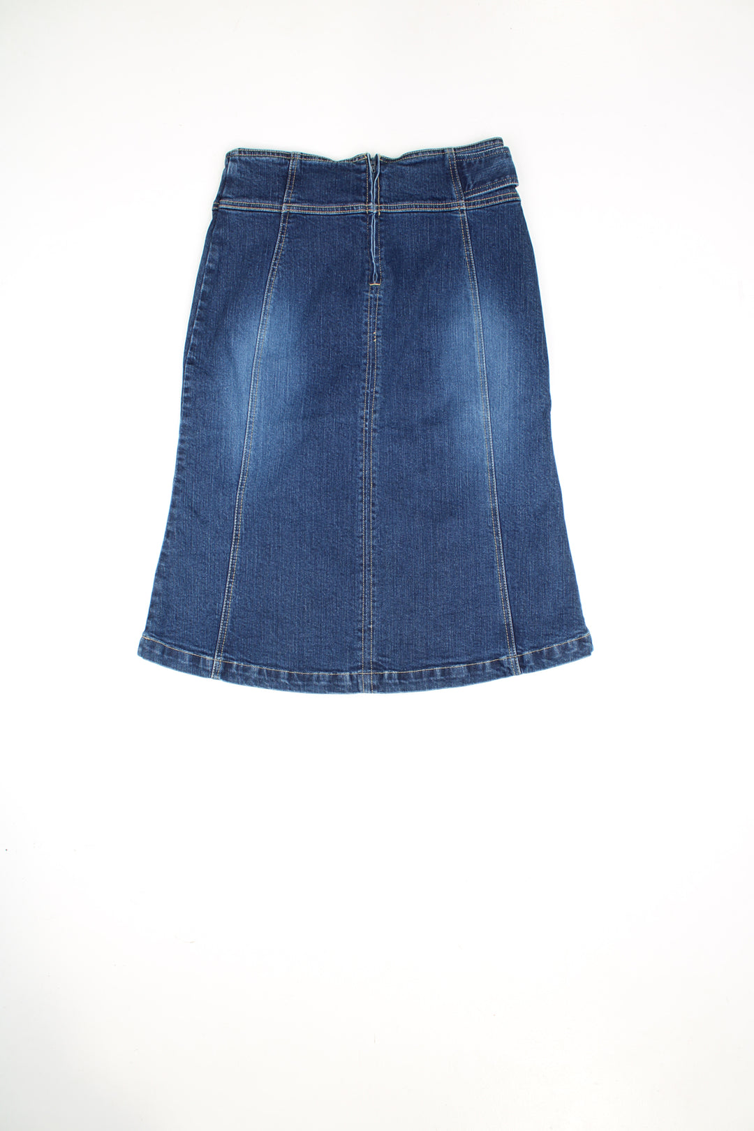 Vintage Y2K denim midi skirt with silver buckle detail at the front. Could be worn mid or low rise depending on measurements.  good condition - small mark on the front (see photos)  Size in label:   36 - Womens size 8 (S)