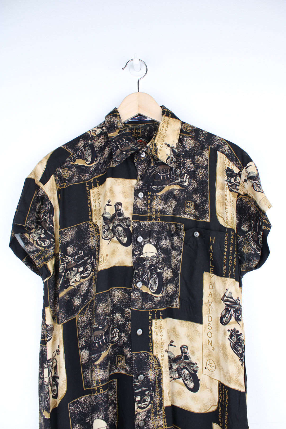 Vintage made in Hawaii Harley-Davidson button up shirt with all over graphic print, features chest pocket