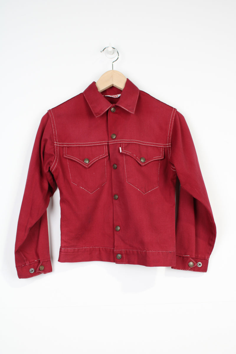 Vintage Women's Levi's maroon red denim cropped jacket with white contrast stitching